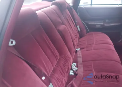 1994 Ford Crown Victoria Lx from USA, damaged, VIN 2FALP74W8RX188447